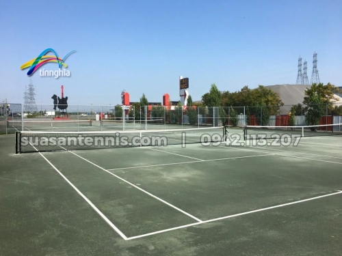 Sân tennis đất nện xanh