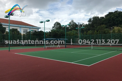 Sửa chữa 2 sân tennis Tân Cảng - Long Bình IDC