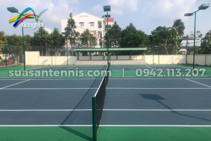 Sửa chữa hàng rào và sơn lại 2 sân tennis tỉnh ủy Vĩnh Long