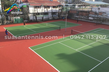 Sửa chữa và sơn lại 2 sân tennis Bến Cát của anh Ân