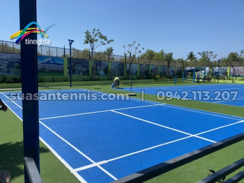 Dự án sơn 1 sân tennis và 1 sân cầu lông 6 lớp master cour, KDL Bình Châu