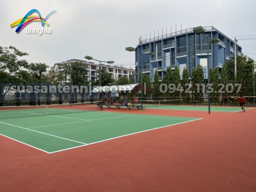 Trùng tu, sửa chữa lại sân tennis Vạn Phúc sau 5 năm sử dụng