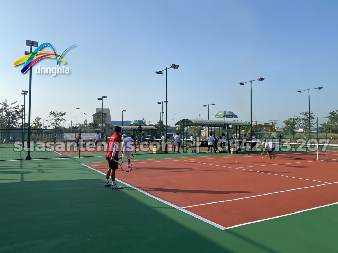 Tín Nghĩa sửa chữa 3 sân tennis bị làm sai quy trình ở Khu thể thao Huyện Hồng Ngự 2