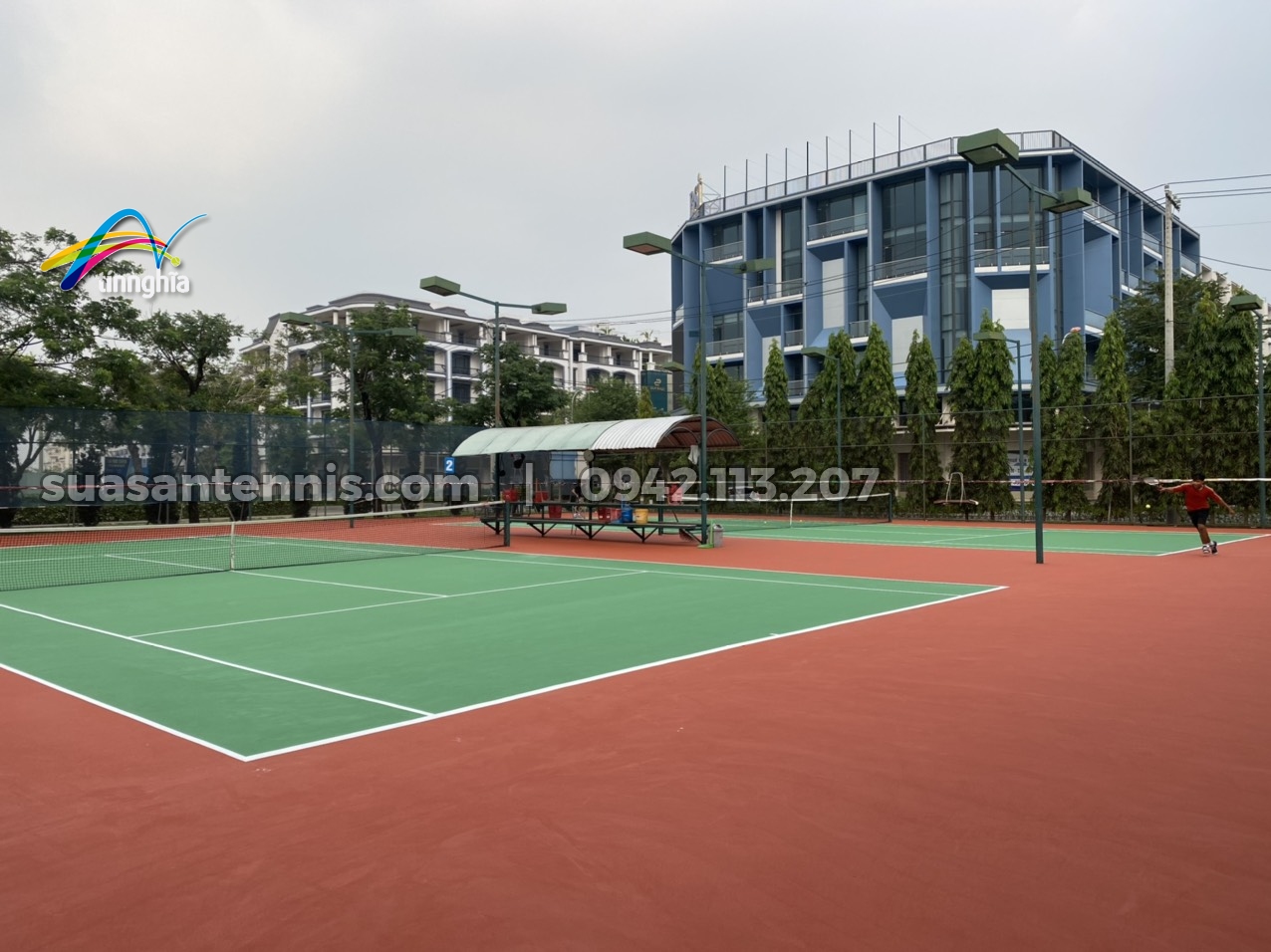 Tín Nghĩa trùng tu, sửa chữa lại sân tennis Vạn Phúc sau 5 năm sử dụng