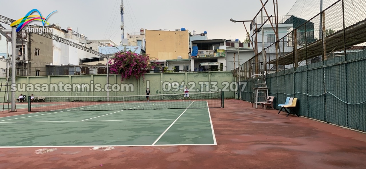 Thay 24 đèn led 3 sân tennis xí nghiệp đầu máy Sài gòn 3